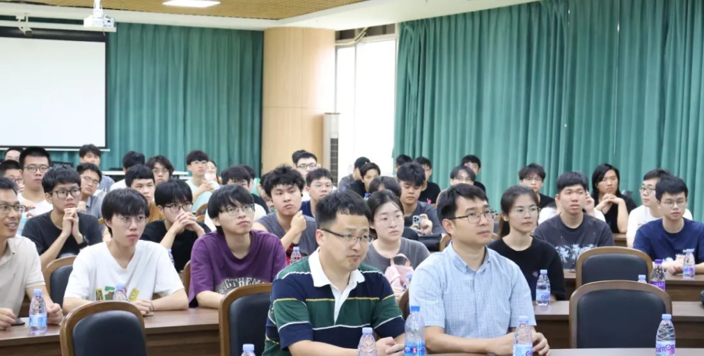 美信檢測攜手深大師生共啟2024實(shí)踐探索之旅