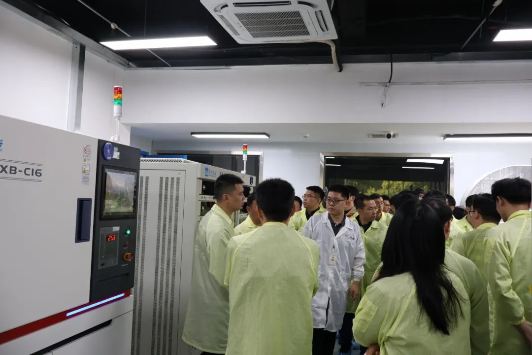 /ueditor/image/20251201/1764571650758594/2b7e427e8706d78a8c2bd3af8c7aac17.jpg 美信檢測電子元器件失效分析技術沙龍