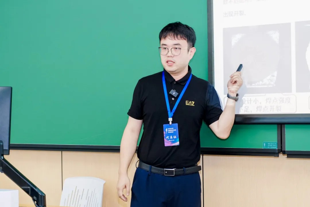 中航工業計算所工藝技術專家組副組長王東